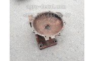 Корпус-кронштейн 240Б-1318090 нижний гидромуфты трактора К-701