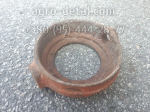 Корпус отжимного подшипника 54-2406041-10 фрикциона трактора Т70